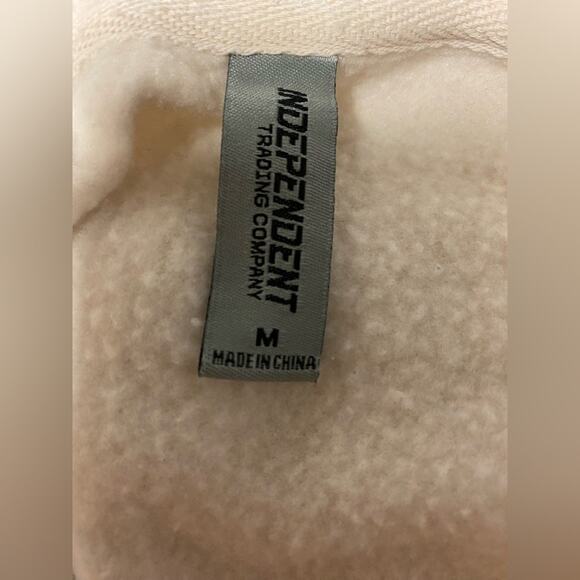 Vacay All Day Hoodie - Picture 4 of 8